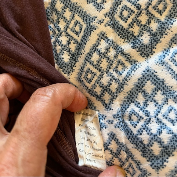 Cabi Trapeze Top, style 409, Size large - Picture 7 of 7